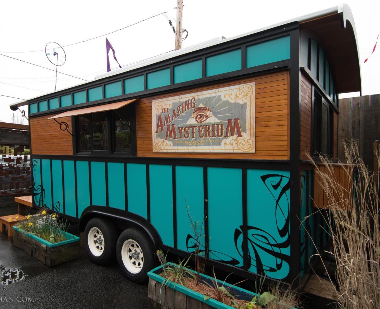 Caravan- The Tiny House Hotel 3*
